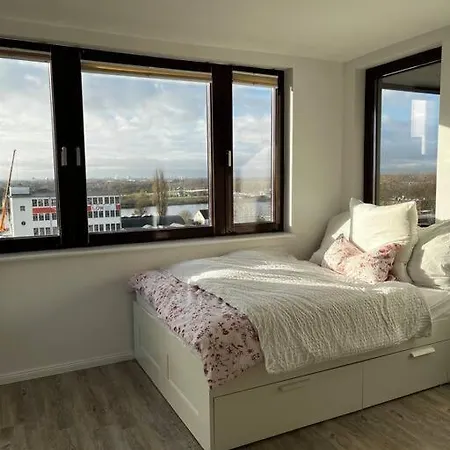 Exklusive Penthouse Zentral Mit Blick Auf Die Weser * Brema
